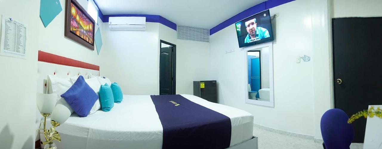 Hotel Luna Azul Florencia  Esterno foto