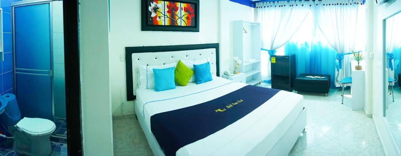 Hotel Luna Azul Florencia  Esterno foto